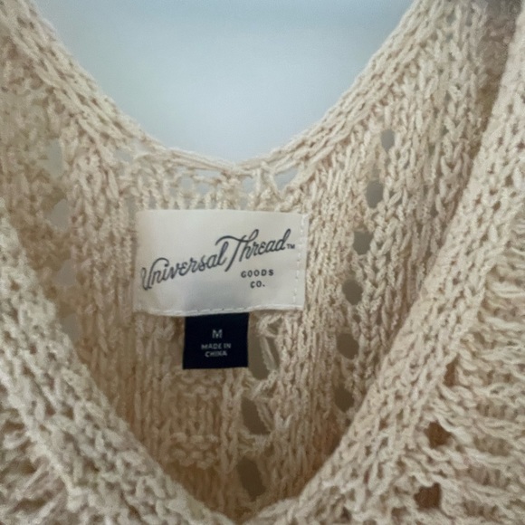 Universal Thread Crochet Tank - Picture 3 of 4
